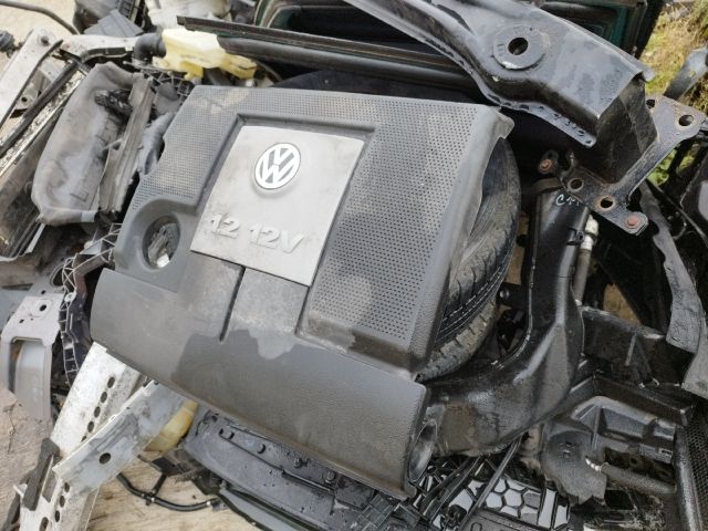 bontott VW POLO IV Felső Motorburkolat