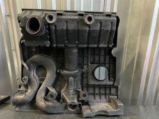 bontott VW POLO IV Felső Motorburkolat