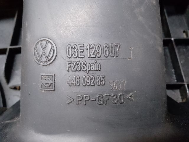 bontott VW POLO IV Felső Motorburkolat