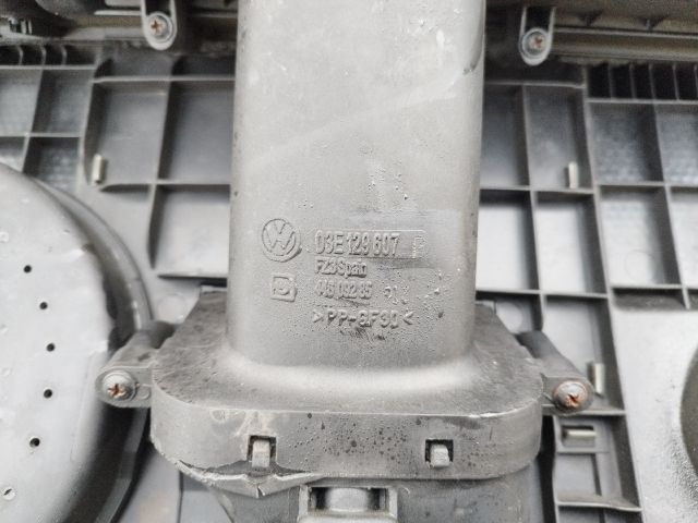 bontott VW POLO IV Felső Motorburkolat