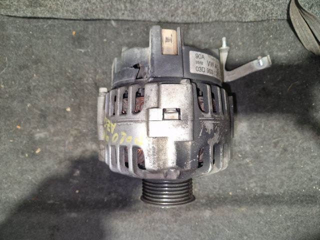 bontott VW POLO IV Generátor