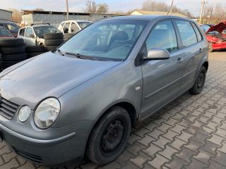 bontott VW POLO IV Homlokfal (Üres lemez)