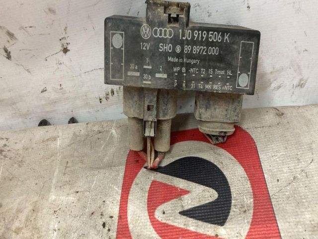 bontott VW POLO IV Hűtőventilátor Relé