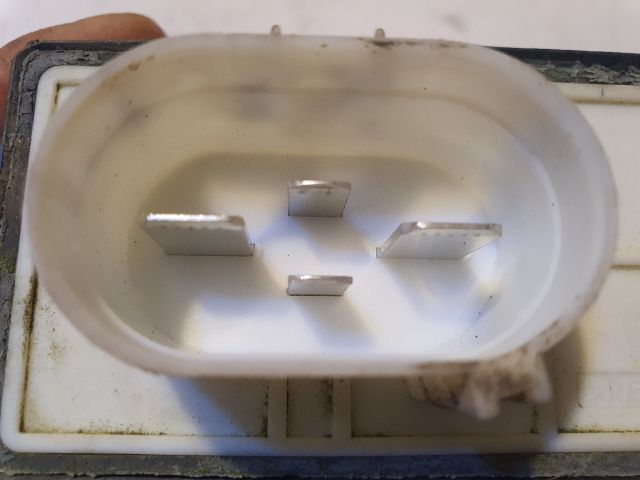 bontott VW POLO IV Hűtőventilátor Relé