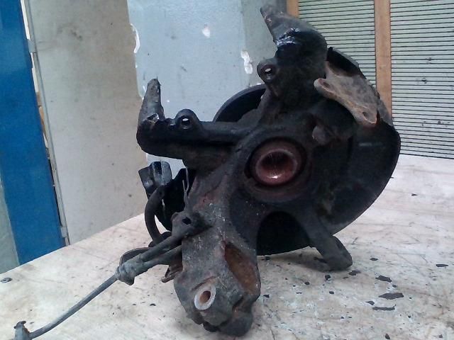 bontott VW POLO IV Jobb első Csonkállvány Kerékaggyal