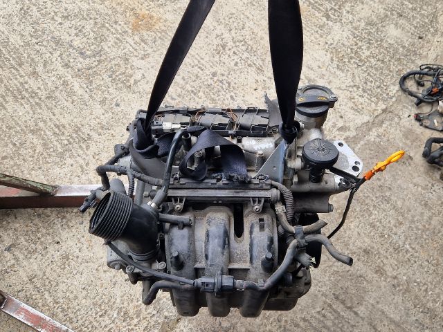 bontott VW POLO IV Komplett Motor (Segédberendezésekkel)