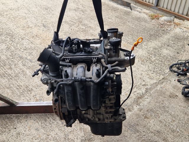 bontott VW POLO IV Komplett Motor (Segédberendezésekkel)