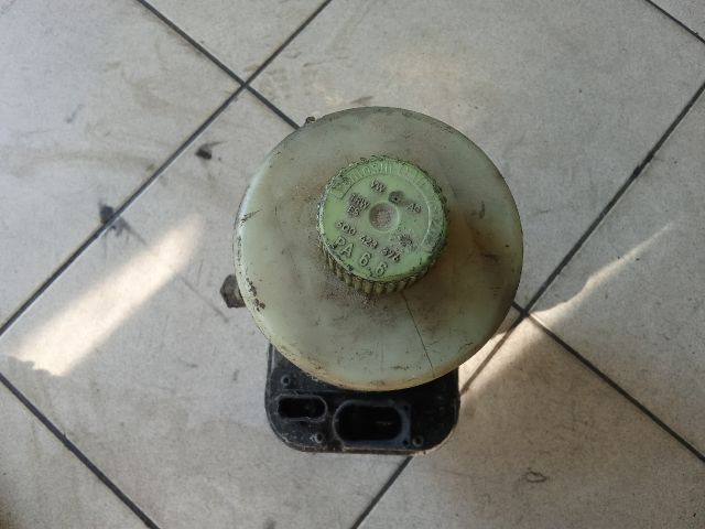 bontott VW POLO IV Kormányszervó Motor (Hidraulikus)