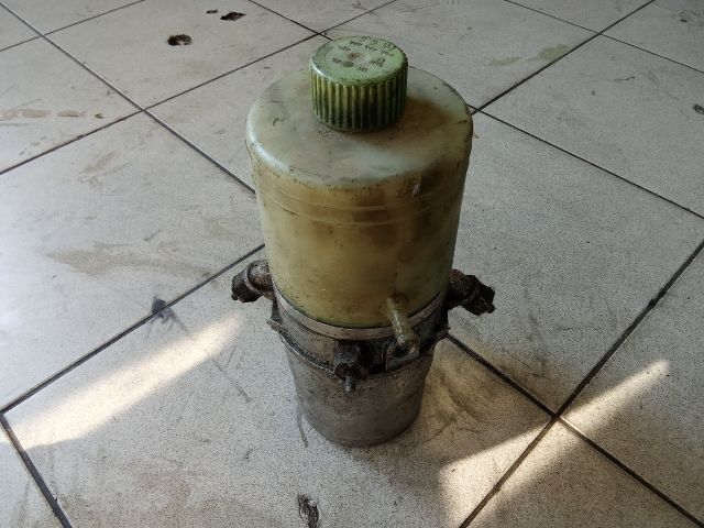 bontott VW POLO IV Kormányszervó Motor (Hidraulikus)