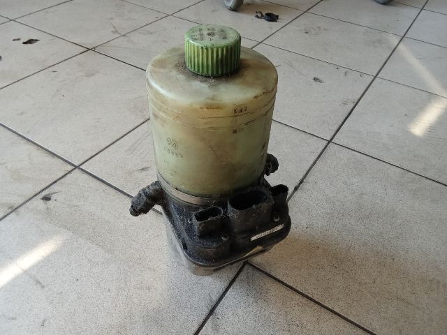 bontott VW POLO IV Kormányszervó Motor (Hidraulikus)
