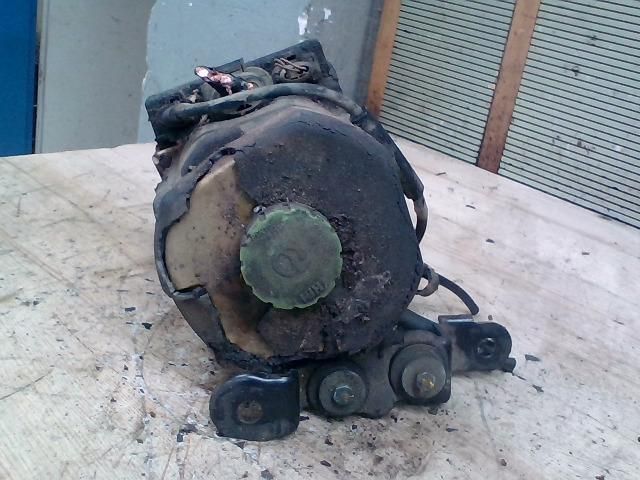 bontott VW POLO IV Kormányszervó Motor (Hidraulikus)