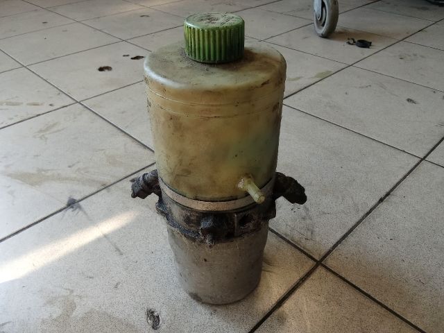 bontott VW POLO IV Kormányszervó Motor (Hidraulikus)