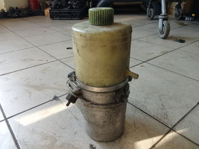 bontott VW POLO IV Kormányszervó Motor (Hidraulikus)