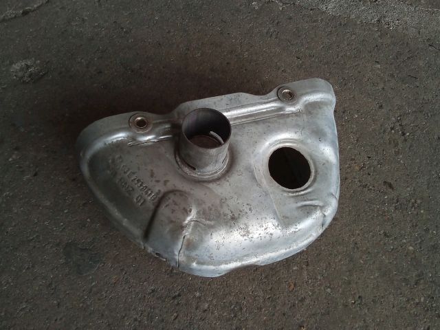 bontott VW POLO IV Leömlő Hővédő Lemez