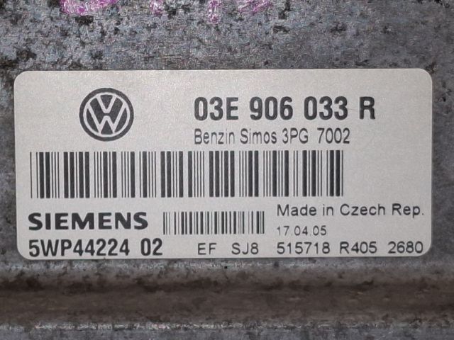 bontott VW POLO IV Motorvezérlő