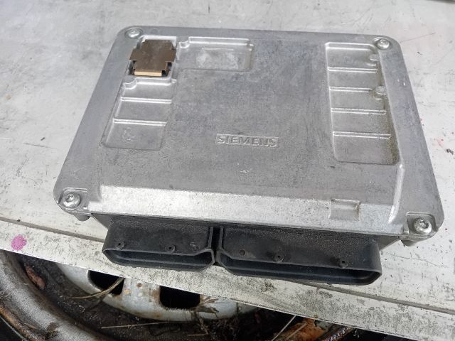 bontott VW POLO IV Motorvezérlő