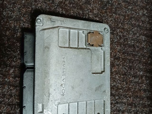 bontott VW POLO IV Motorvezérlő