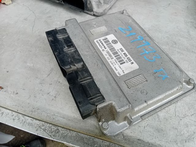 bontott VW POLO IV Motorvezérlő