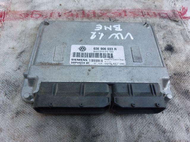 bontott VW POLO IV Motorvezérlő