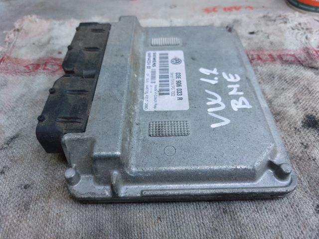 bontott VW POLO IV Motorvezérlő