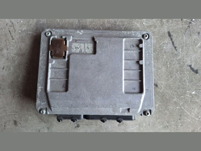 bontott VW POLO IV Motorvezérlő