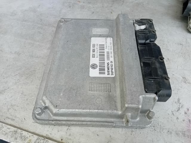 bontott VW POLO IV Motorvezérlő