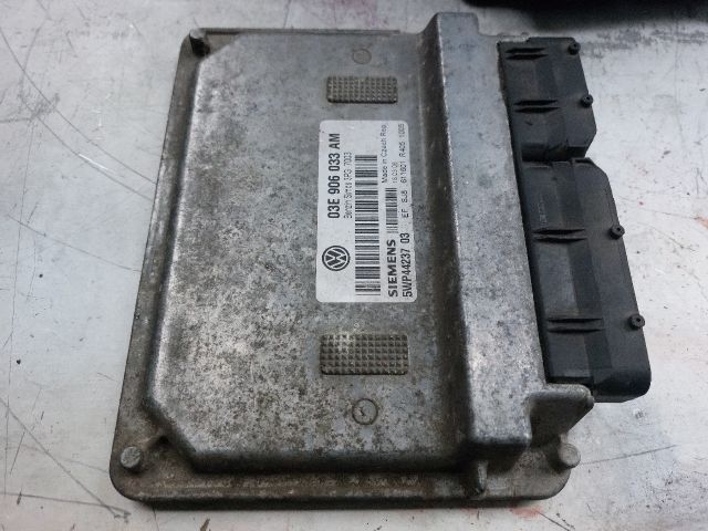 bontott VW POLO IV Motorvezérlő