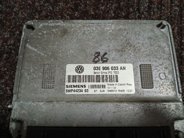 bontott VW POLO IV Motorvezérlő