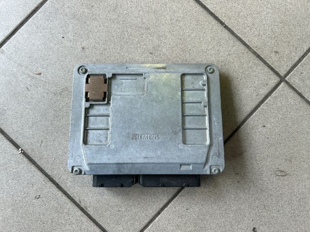 bontott VW POLO IV Motorvezérlő