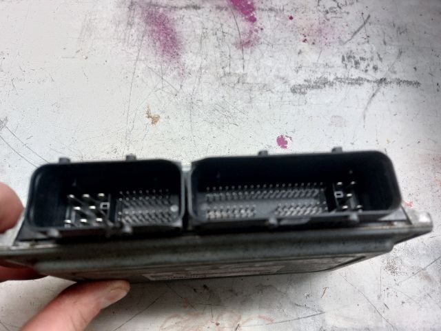 bontott VW POLO IV Motorvezérlő