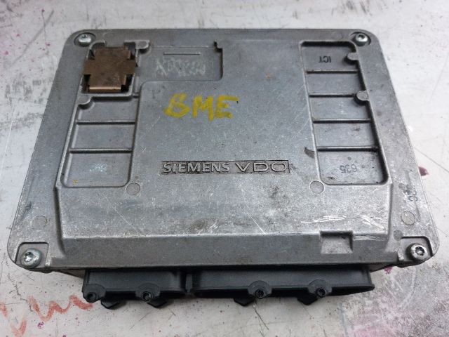 bontott VW POLO IV Motorvezérlő