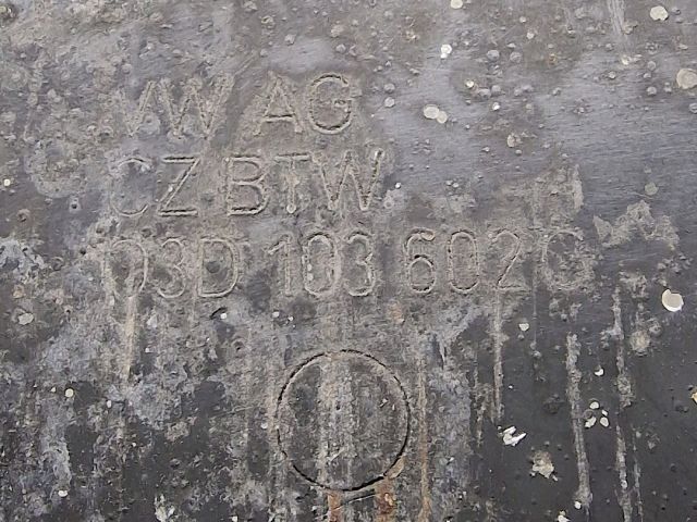 bontott VW POLO IV Olajteknő