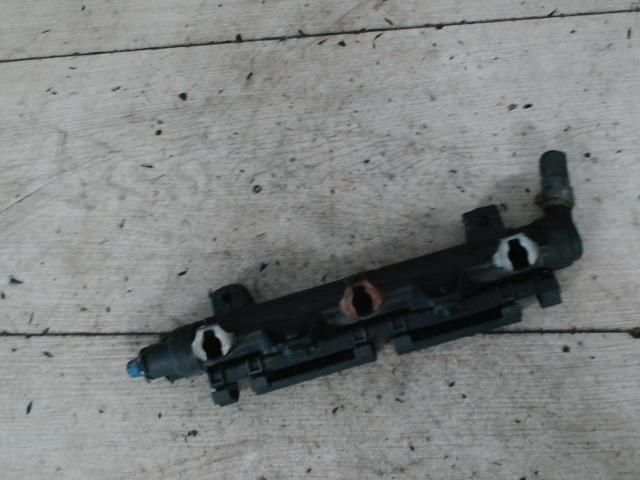 bontott VW POLO IV Porlasztó Sor / Híd