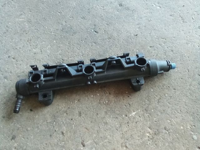 bontott VW POLO IV Porlasztó Sor / Híd