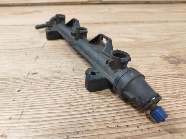 bontott VW POLO IV Porlasztó Sor / Híd