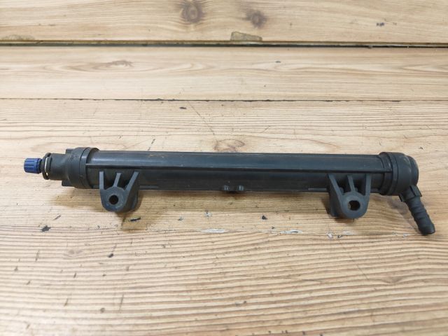 bontott VW POLO IV Porlasztó Sor / Híd