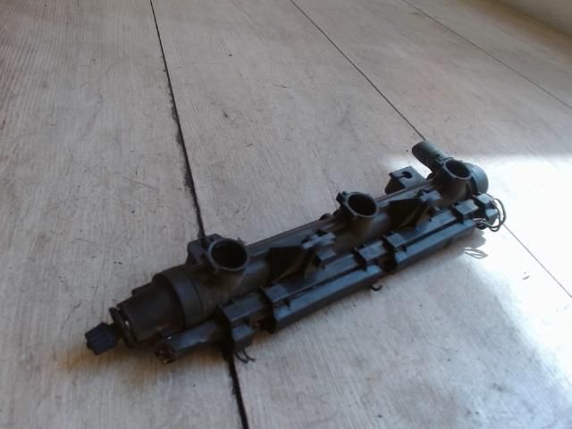 bontott VW POLO IV Porlasztó Sor / Híd