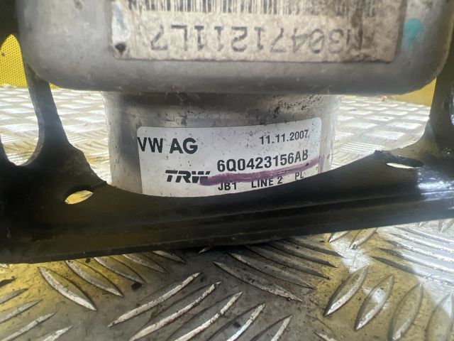 bontott VW POLO IV Szervó Szivattyú Elektronika