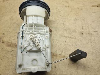 bontott VW POLO IV Üzemanyag Szivattyú