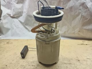 bontott VW POLO IV Üzemanyag Szivattyú