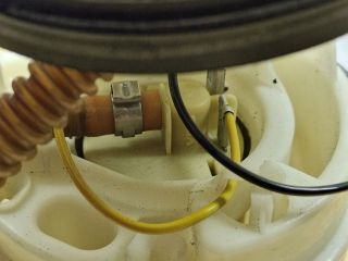 bontott VW POLO IV Üzemanyag Szivattyú