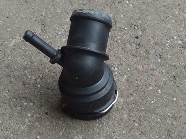 bontott VW POLO IV Vízcső