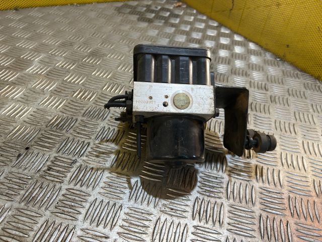 bontott VW POLO IV ABS Kocka