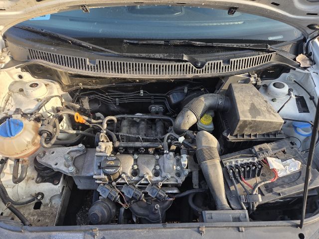 bontott VW POLO IV Bal első Csonkállvány Kerékaggyal