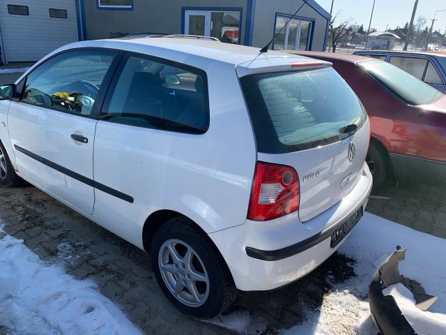 bontott VW POLO IV Bal első Féknyereg Munkahengerrel