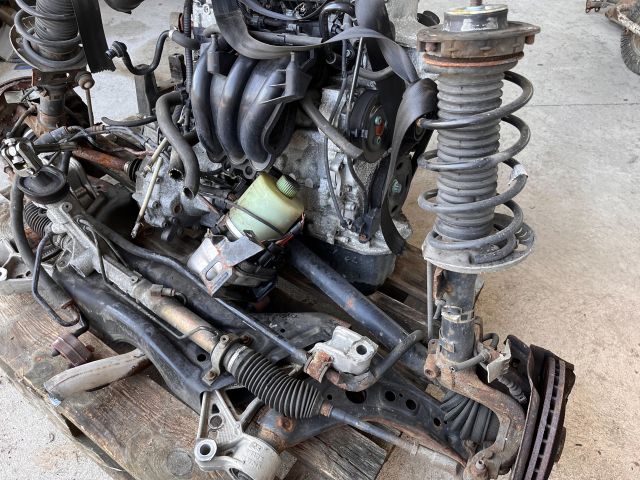 bontott VW POLO IV Bal Féltengely