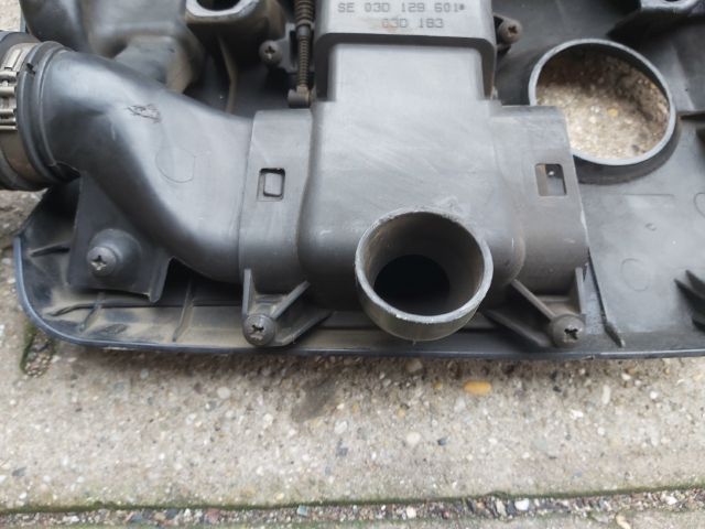 bontott VW POLO IV Felső Motorburkolat