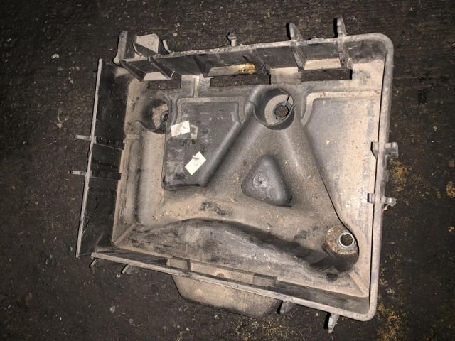 bontott VW POLO IV Generátor Tartó Bak