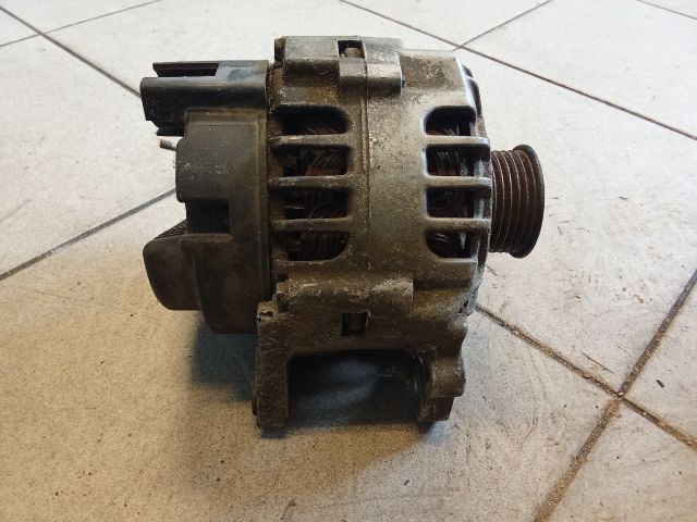 bontott VW POLO IV Generátor