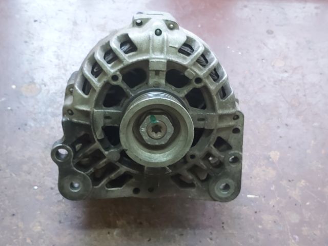 bontott VW POLO IV Generátor